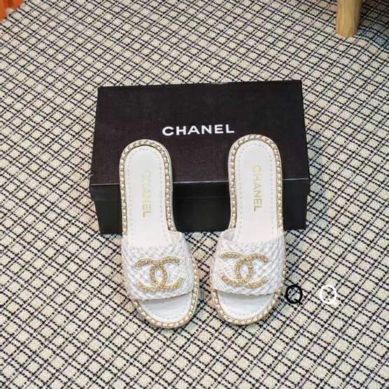 Picture of Chanel Slippers _SKUChanelsz35-40Q05123156